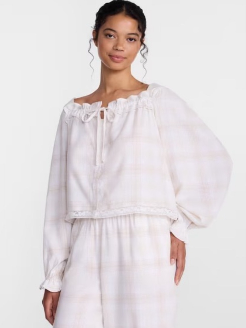 Joyspun Women's Flannel Peasant Sleep Top with Long Sleeves
